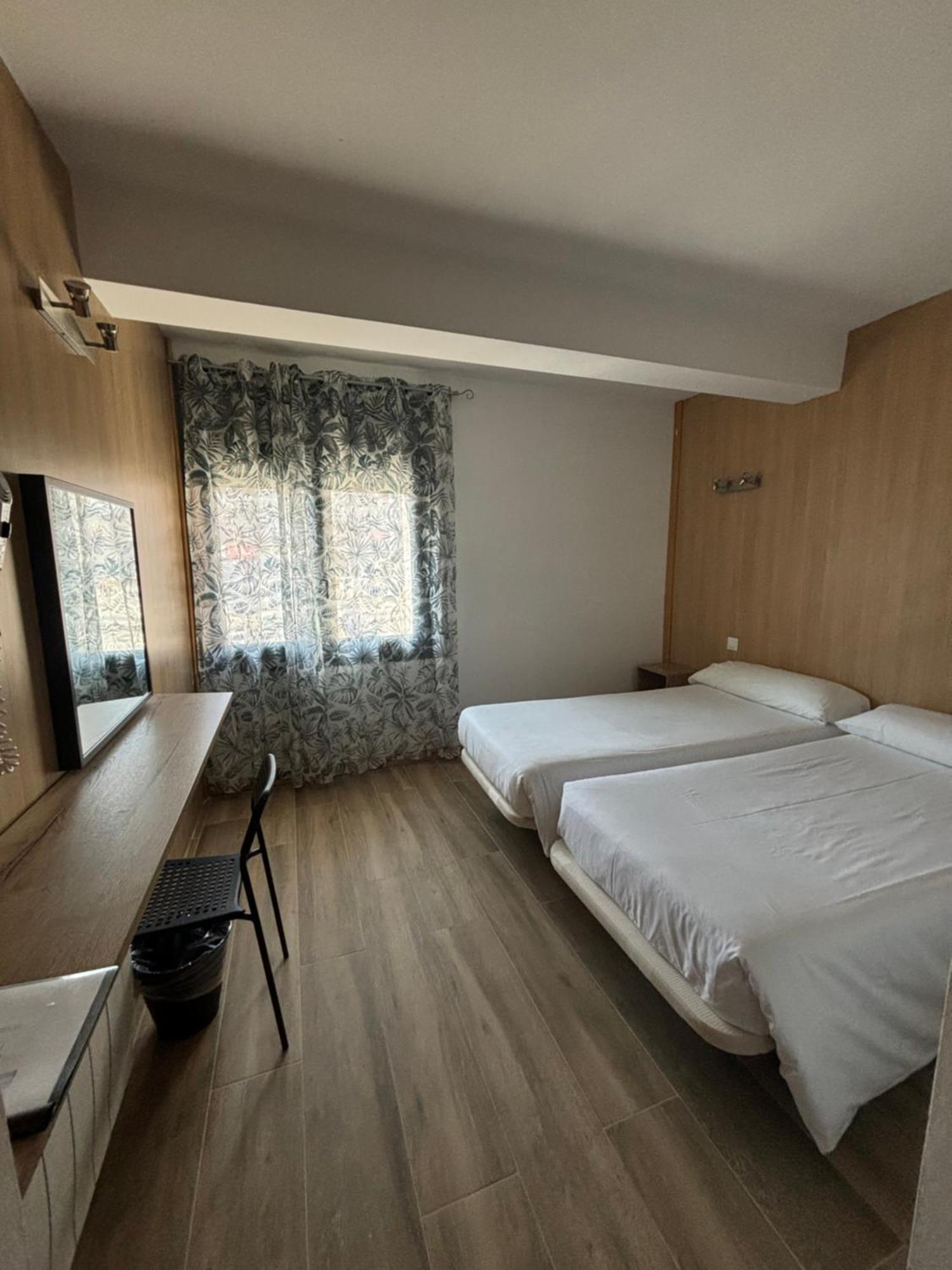 Avanti El Pas de la Casa
