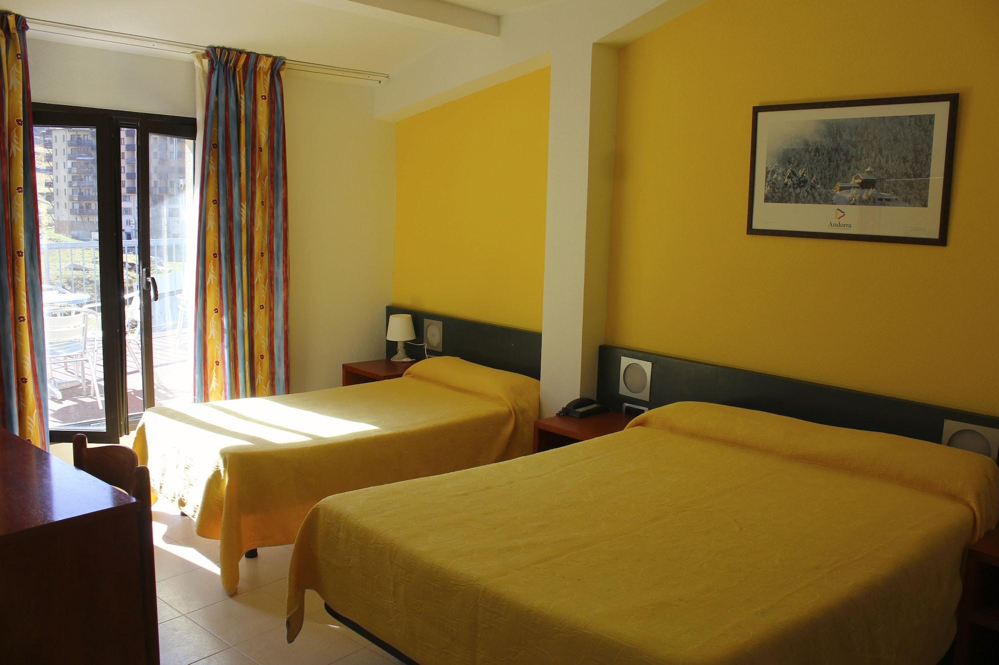 Avanti Hotel Pas de la Case